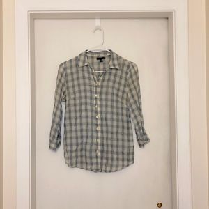 Gap Grey/blue Plaid blouse